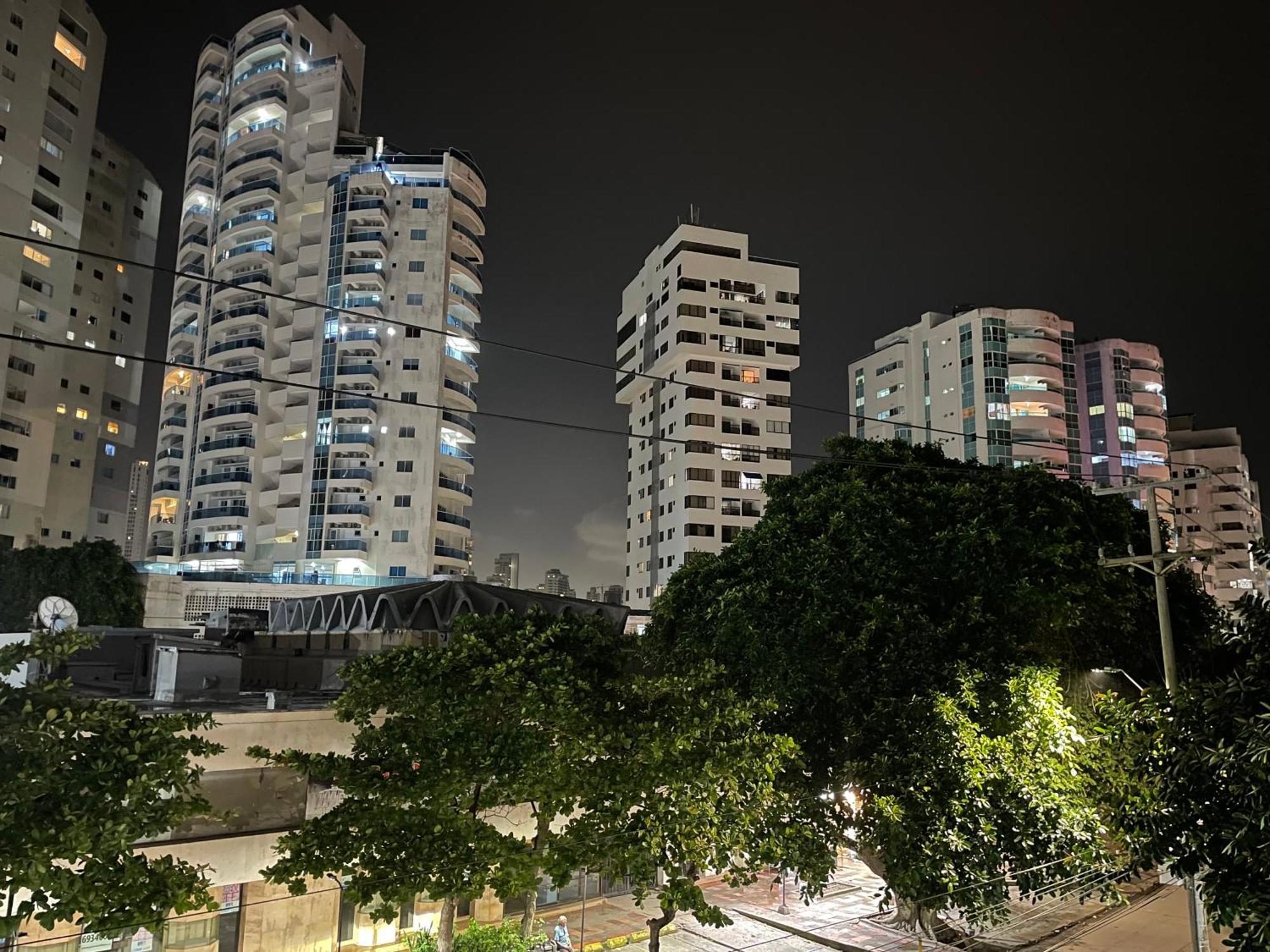 Hermoso Cerca A La Playa Apartamento